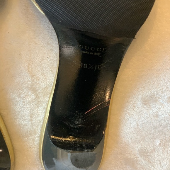 Gucci Vintage Never Worn Gold Metallic GG Mule Heel Pumps w/Gray Heel, Size 10.5 - Picture 10 of 13